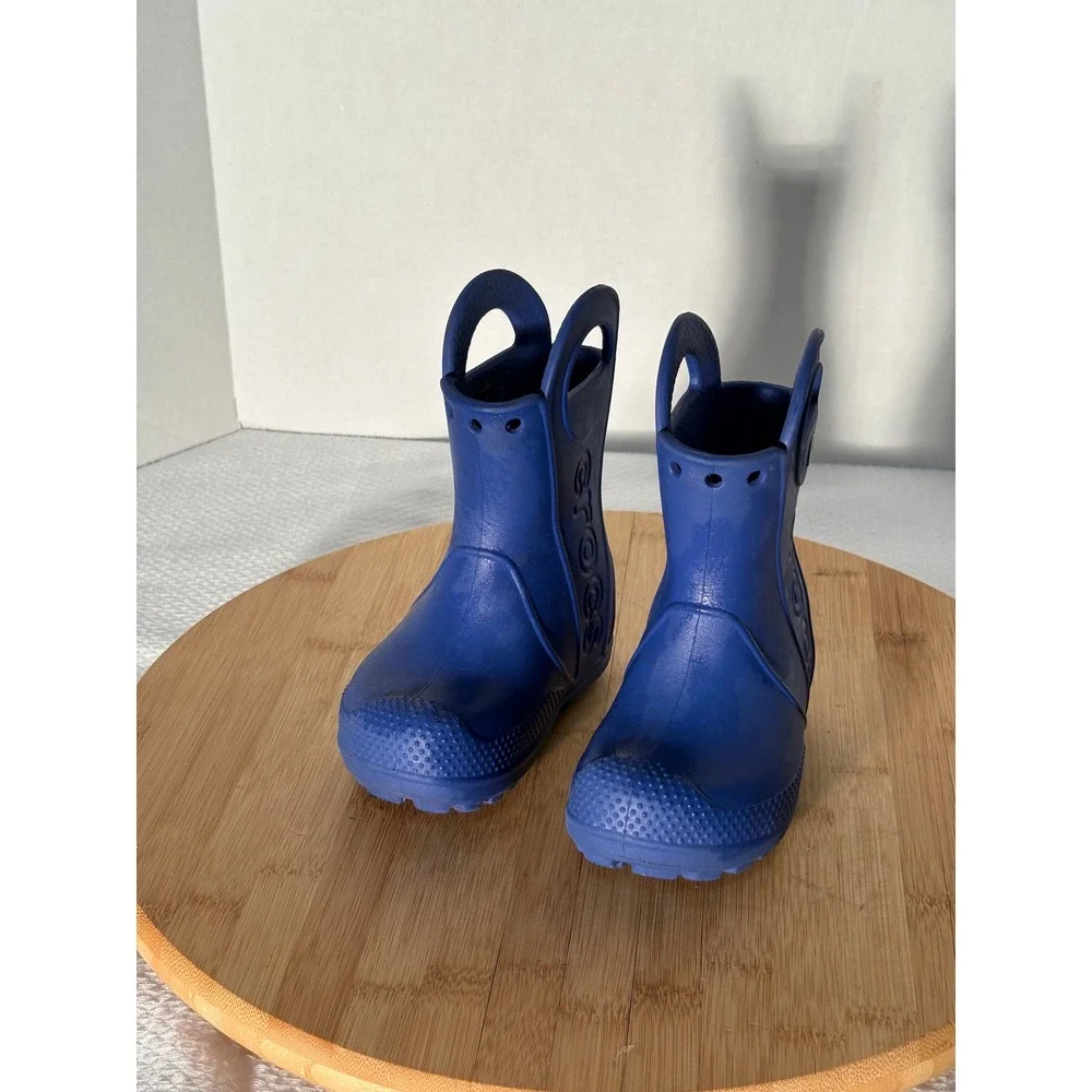 Crocs Handle It Rain Boots Kids Size 6 Blue Waterproof Pull On Rubber Mud Boots